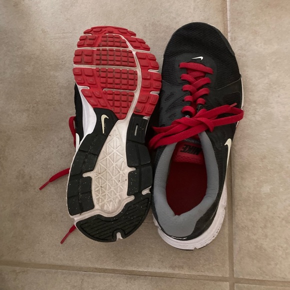 Nike Revolution 2 men’s shoes - Picture 4 of 5